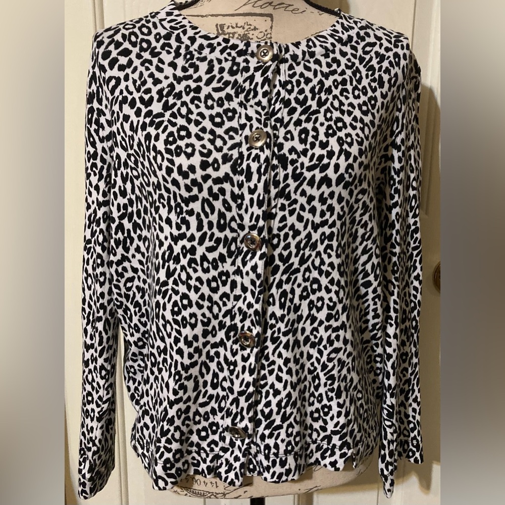 Ladies Size Large Rafaella Leopard Button Down Sweater